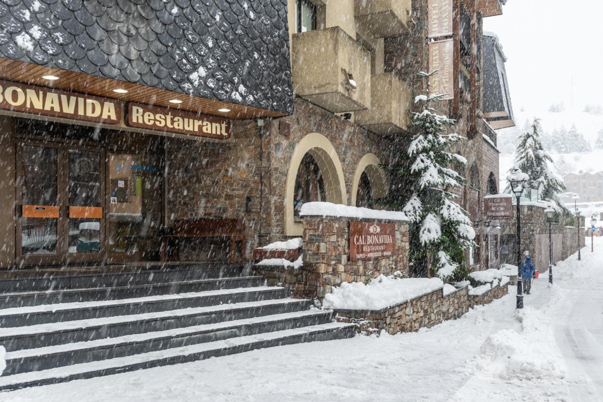 Hotel Bonavida Канилло Экстерьер фото